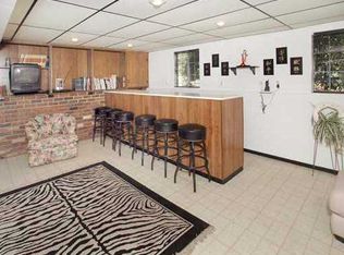 540 Francis Rd, Pittsburgh, PA 15239