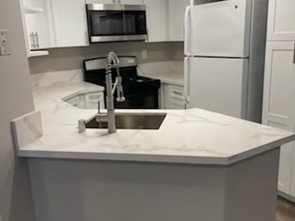 2568 Avenida Del Vis, Corona, CA 92882