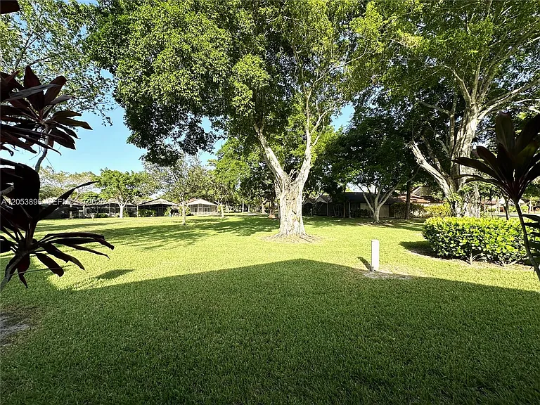 11703 Timbers Way #11703 — Photo 35