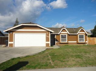 2000 Fairhaven Ave, Porterville, CA 93257