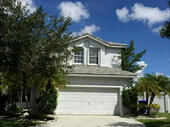 1701 NW 165th Ave, Pembroke Pines, FL 33028