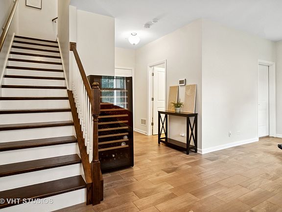 5th image of 66 Lakeview Pl