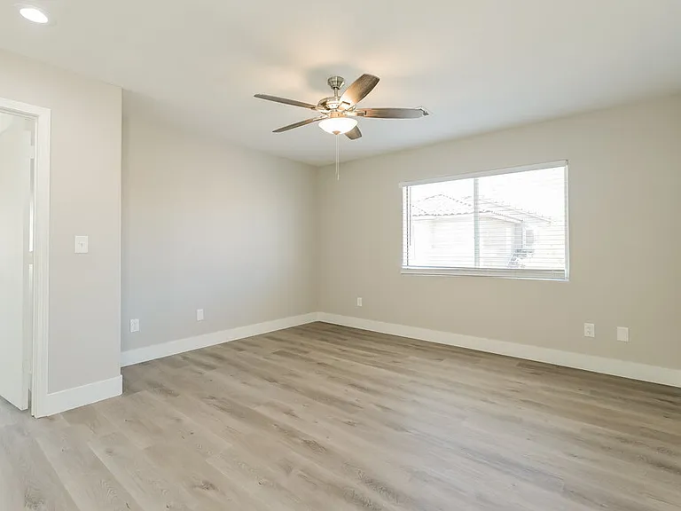 697 Fragrant Sage Ct — Photo 4