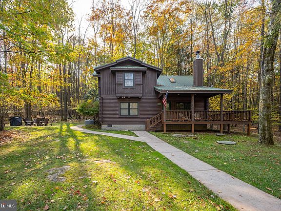 2nd image of 120 Gallatin Dr Unit 4