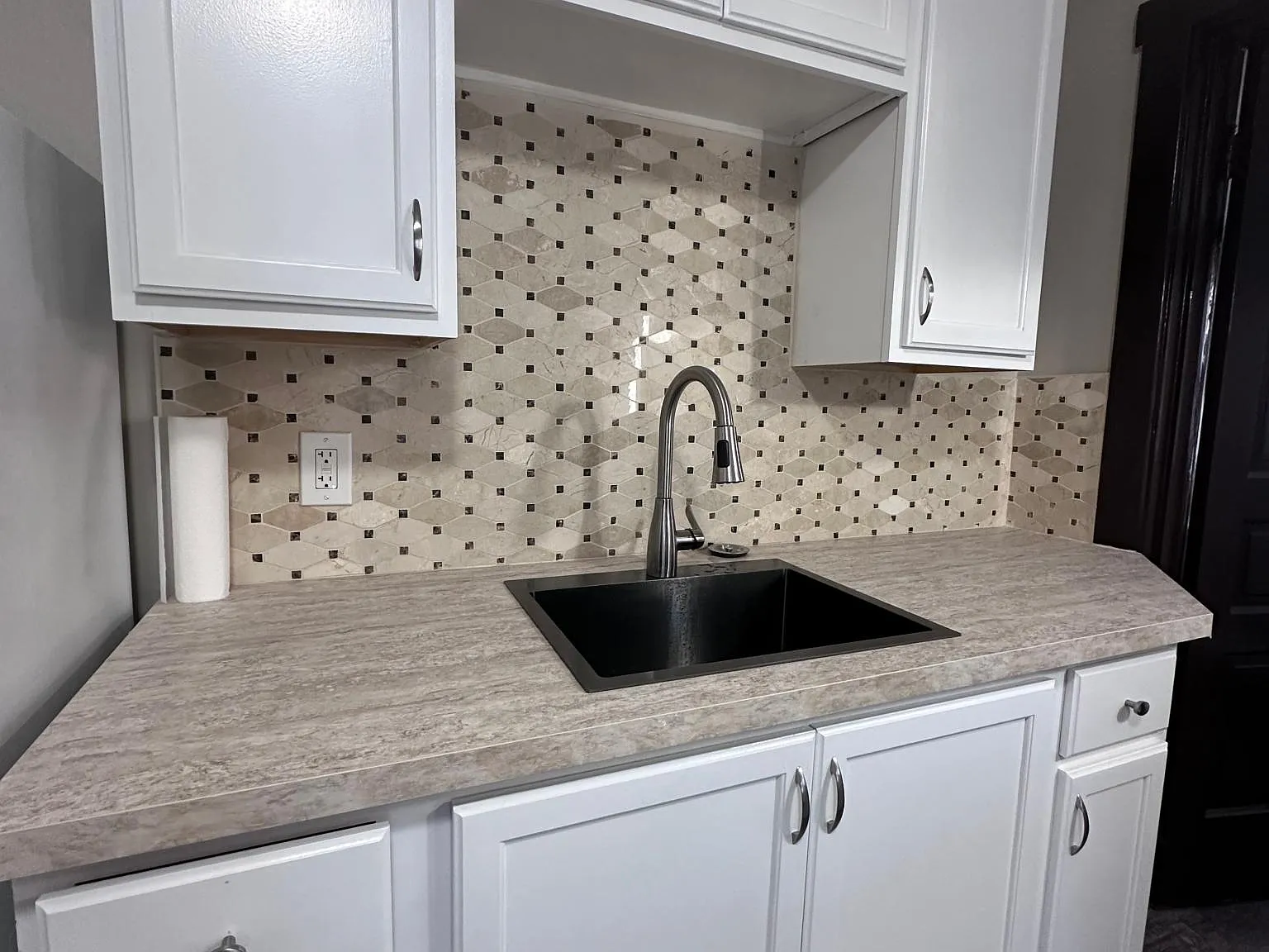 3 bed, 1000 sqft, $1,350 — Photo 4