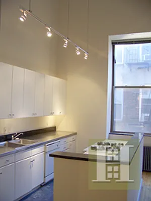 Rented by Halstead Real Estate | media 37