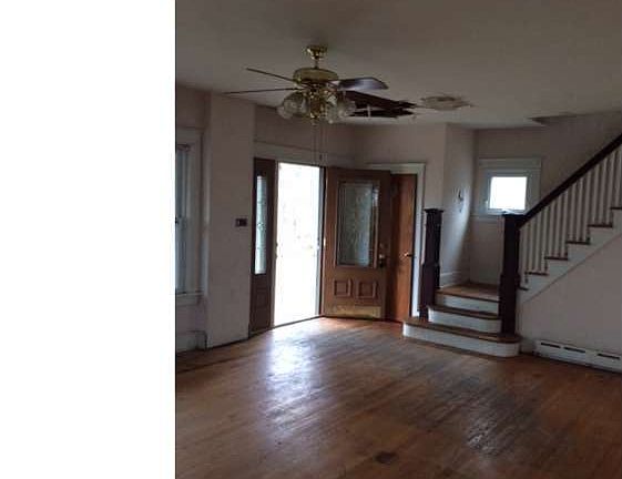 5th image of 3010 Philadelphia Pike
