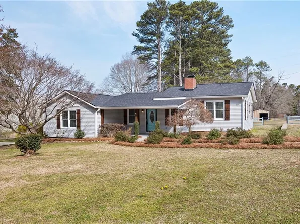 6235 Ridge Rd, Hiram, GA 30141