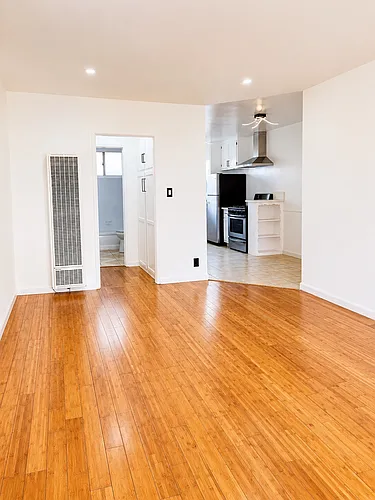 528 S Harvard Blvd #11 Photo 1 528 S Harvard Blvd #11 Photo 1