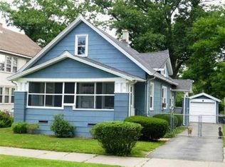 75 Alvin St, Springfield, MA 01104