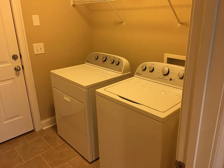 2283 Core Dr — Photo 7