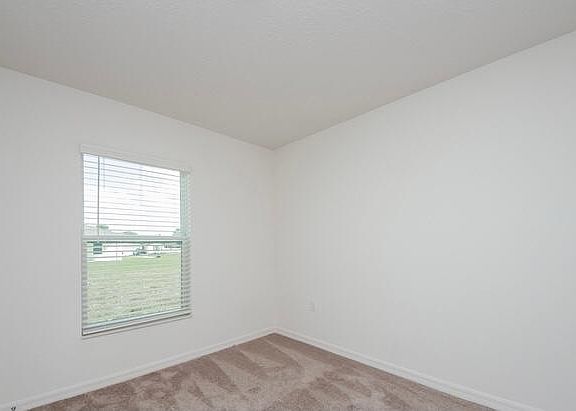 4th image of 1355 Brenway Dr