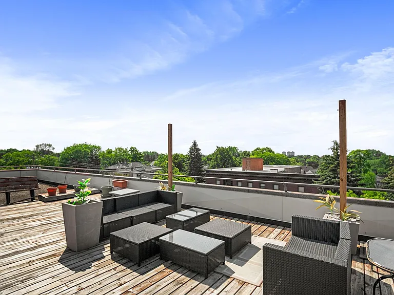 504 W Franklin Ave #2C — Photo 13