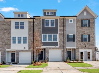 1948 Enniscorthy St, Fuquay Varina, NC 27526