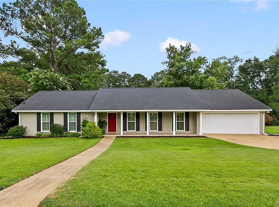 1st image of 2127 Fredericksburg Dr