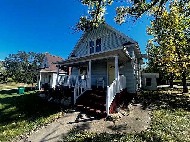 1st image of 571 Capital Ave SW
