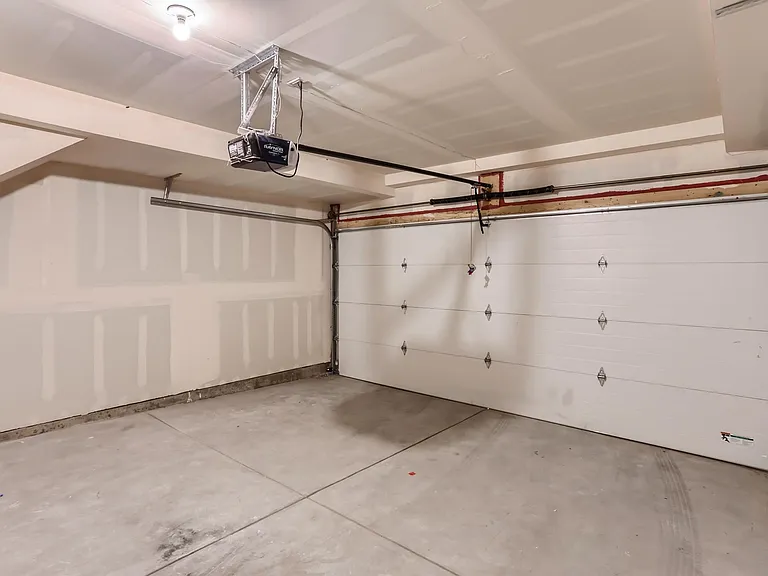 1920 Hooker St #3 — Photo 18