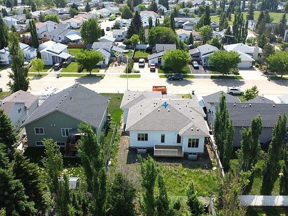 4th image of 31 Westview Dr