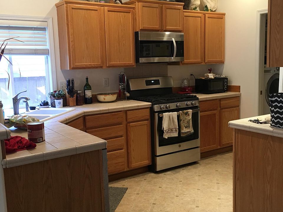 1st image of 9738 W Sleepy Hollow Ln