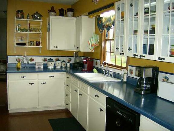 5th image of 6386 Lakeland Blvd