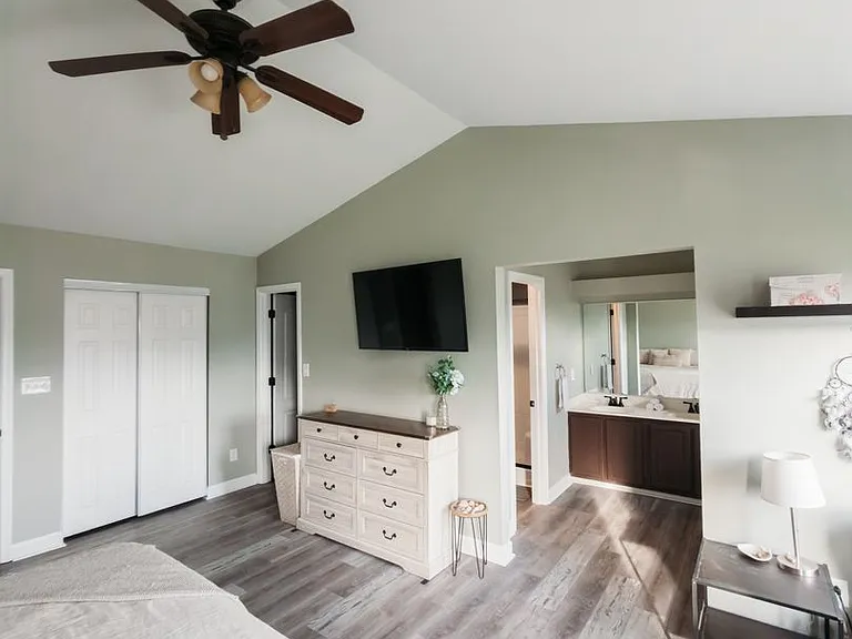 2409 Dillingham Rd — Photo 9