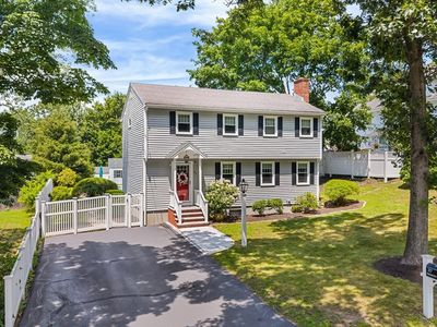 37 Fremont St, Reading, MA, 01867