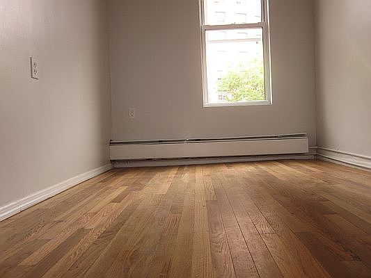 5th image of 440 Lafayette Ave #4