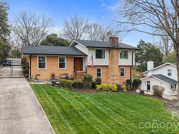 2nd image of 7423 Folger Dr