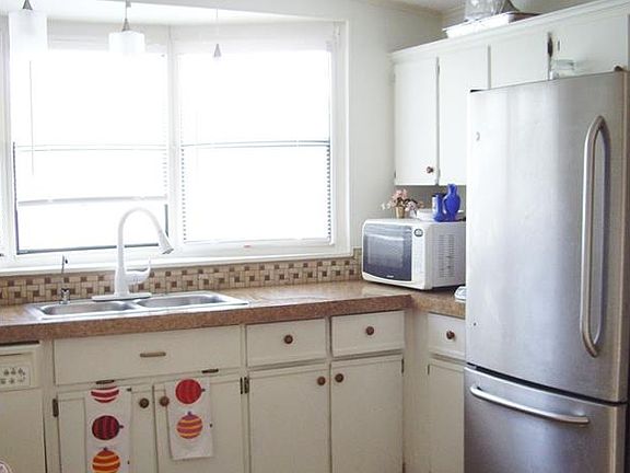 5th image of 19876 Eagle Trace Ct