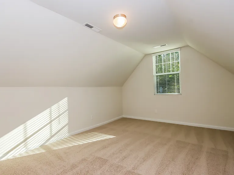 176 Nottingham Cir — Photo 13