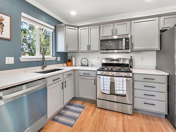 Spacious stocked kitchen with all your cooking needs.