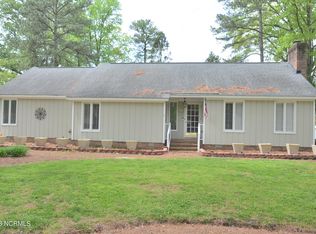 3820 Gloucester Rd, Rocky Mount, NC 27803