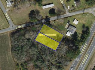 11-12 Kates Dr #11-12, Birdsnest, VA 23307