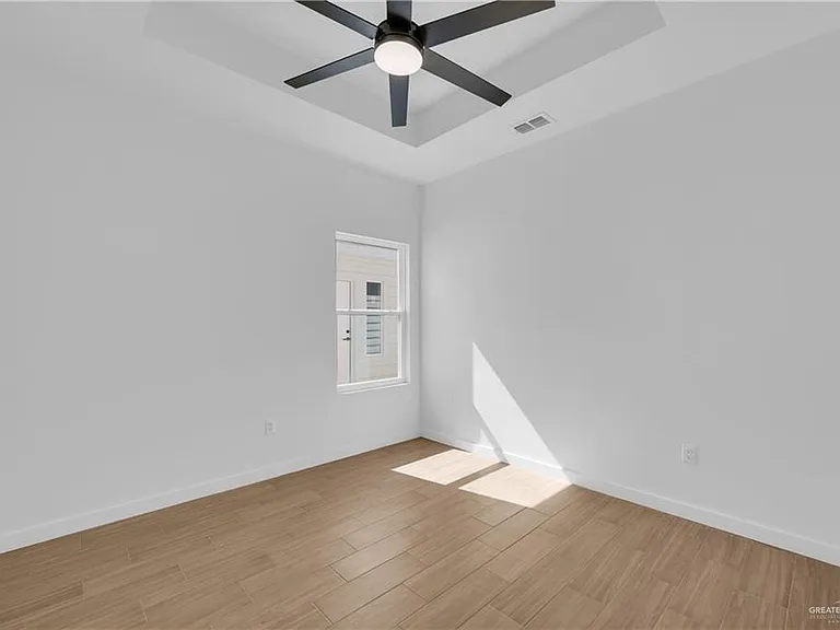 2905 Esteban St #3 — Photo 8
