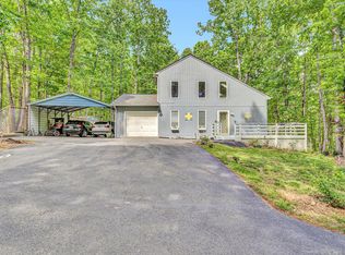 1393 Deepwoods Rd, Hardy, VA 24101