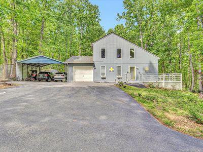 1393 Deepwoods Rd, Hardy, VA, 24101