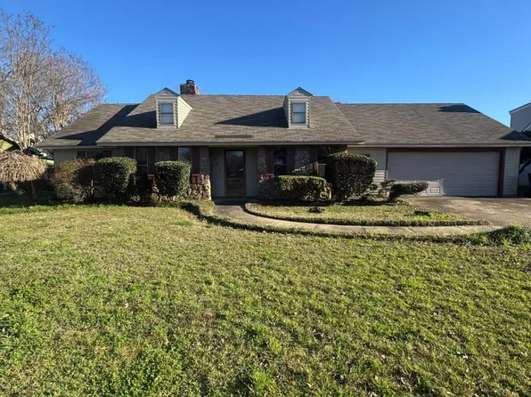 511 W Jeff Davis Ave, Greenwood, MS 38930