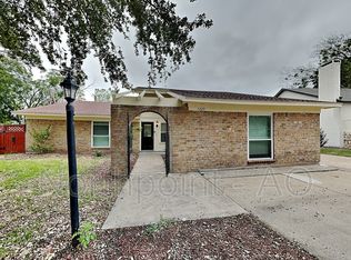 1225 Mesquite Trl, Benbrook, TX 76126