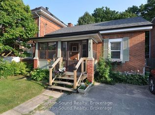 247 6th St E, Owen Sound, ON N4K 1E8