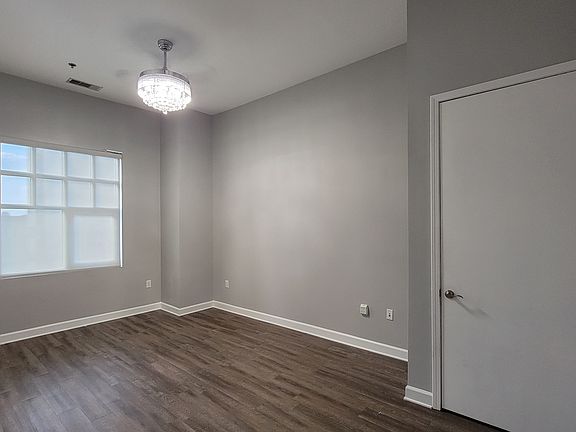 4th image of 711 Cosmopolitan Dr NE Unit 428