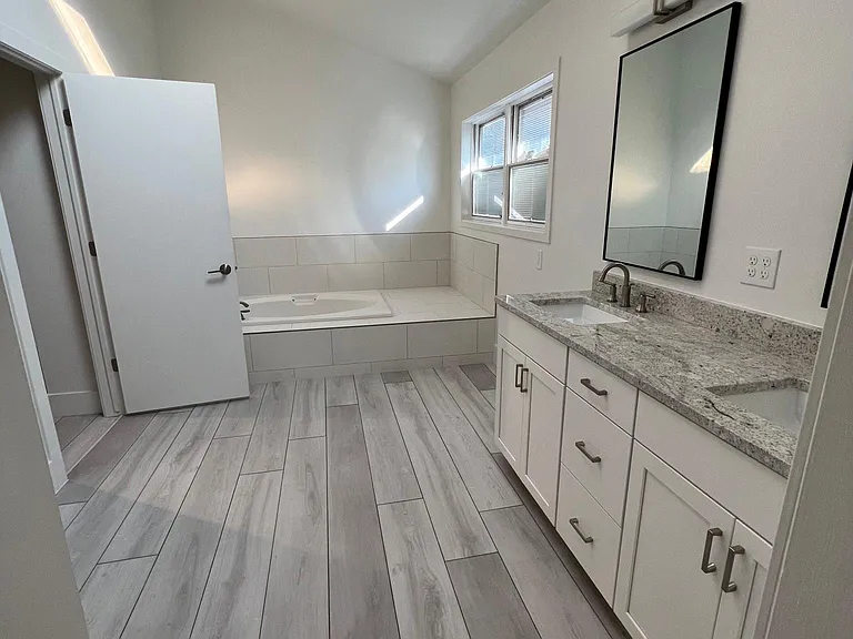 221 S Garfield St #103 — Photo 11