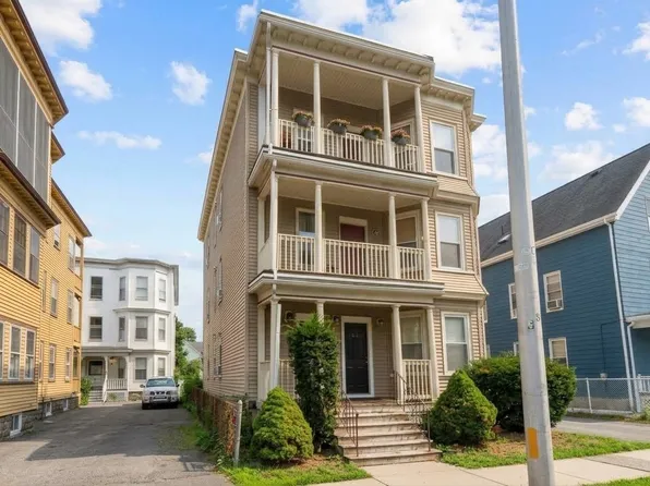 59 Harwood St #3, Lynn, MA 01902