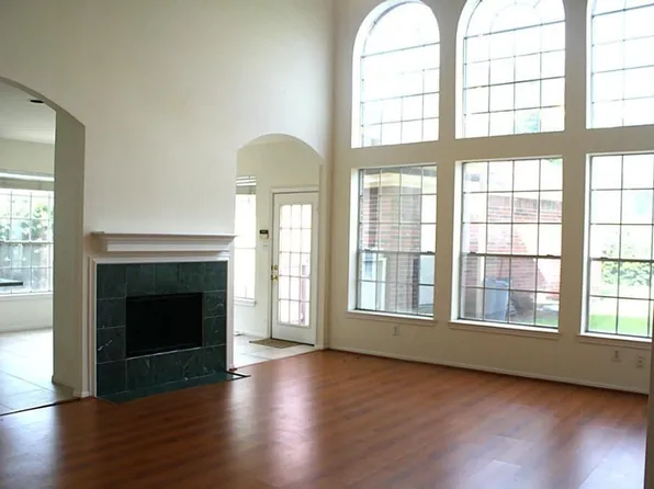 3410 Shadymist Dr, Houston, TX 77082