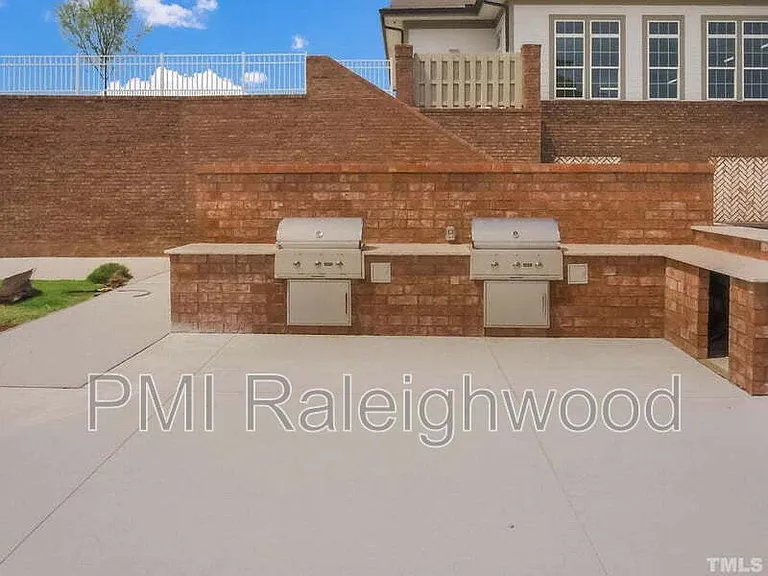 5028 Arkose Dr — Photo 28