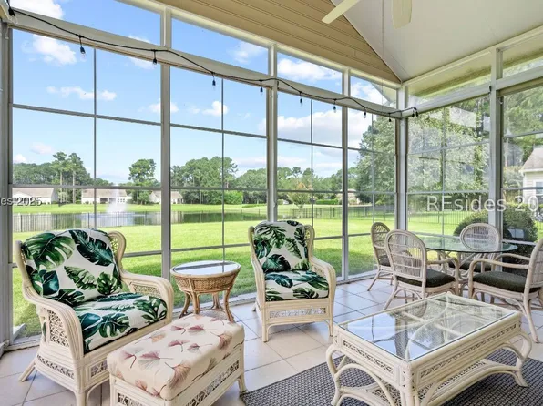 15 Greatwood Dr, Bluffton, SC 29910