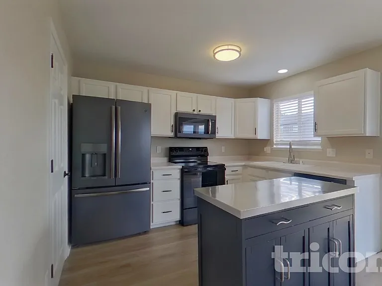 5119 Chaise Dr — Photo 6