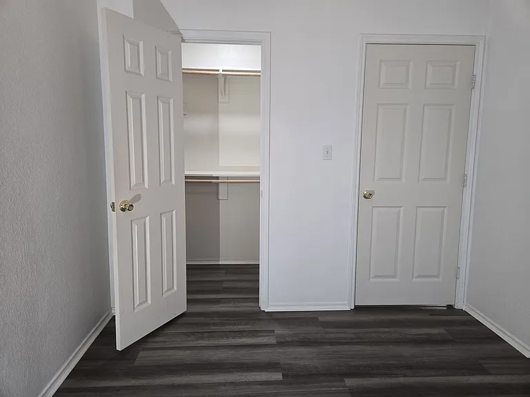 2545 E Renfro St #A — Photo 14