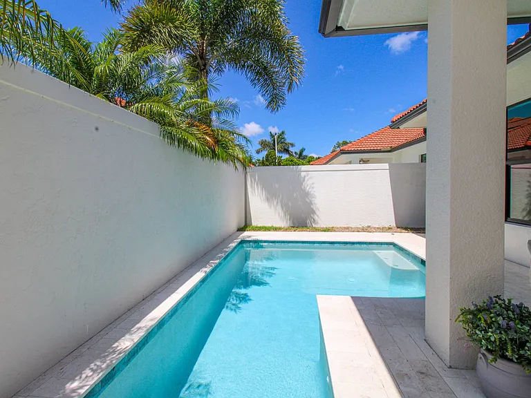 7968 Cordoba Pl — Photo 45