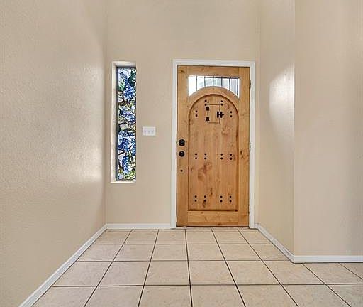 3rd image of 101 Desert Sage Ct