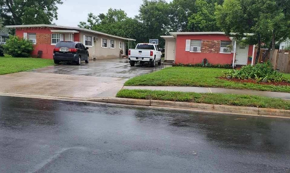 1st image of 4065 Minoso St
